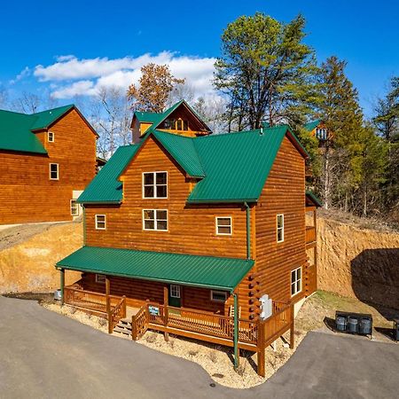 Mountain Haven: Dual Hot Tubs & Entertainment Hub Apartment Pigeon Forge Exterior photo